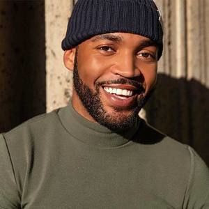 Meet your Posher, Zachary